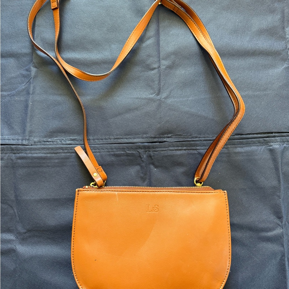 Lo&Sons Tan Leather Crossbody Bag
